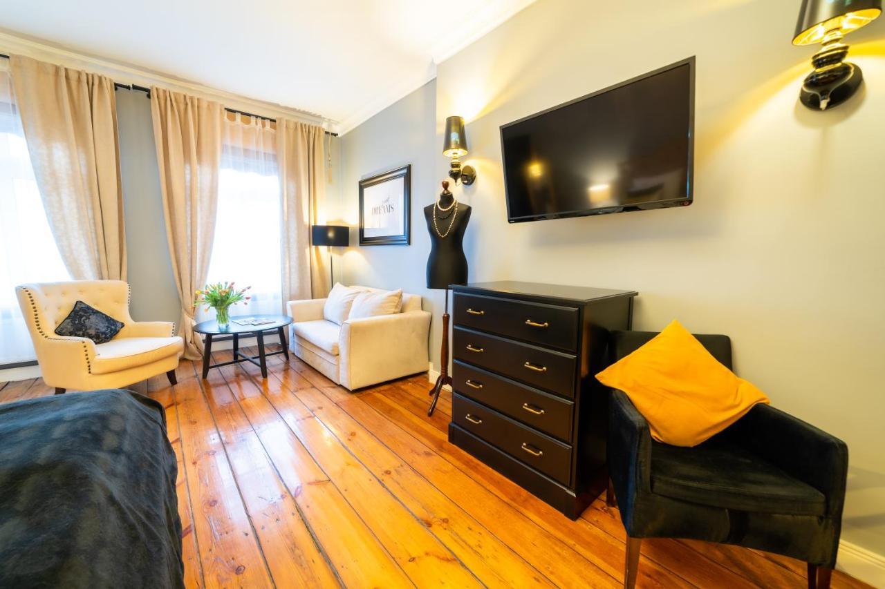Apartamenty Pod Zegarem Mikołajki Екстериор снимка